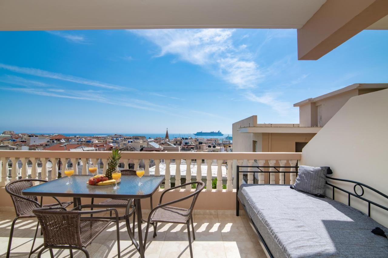Three Graces Zakynthos Town Apartamento Exterior foto