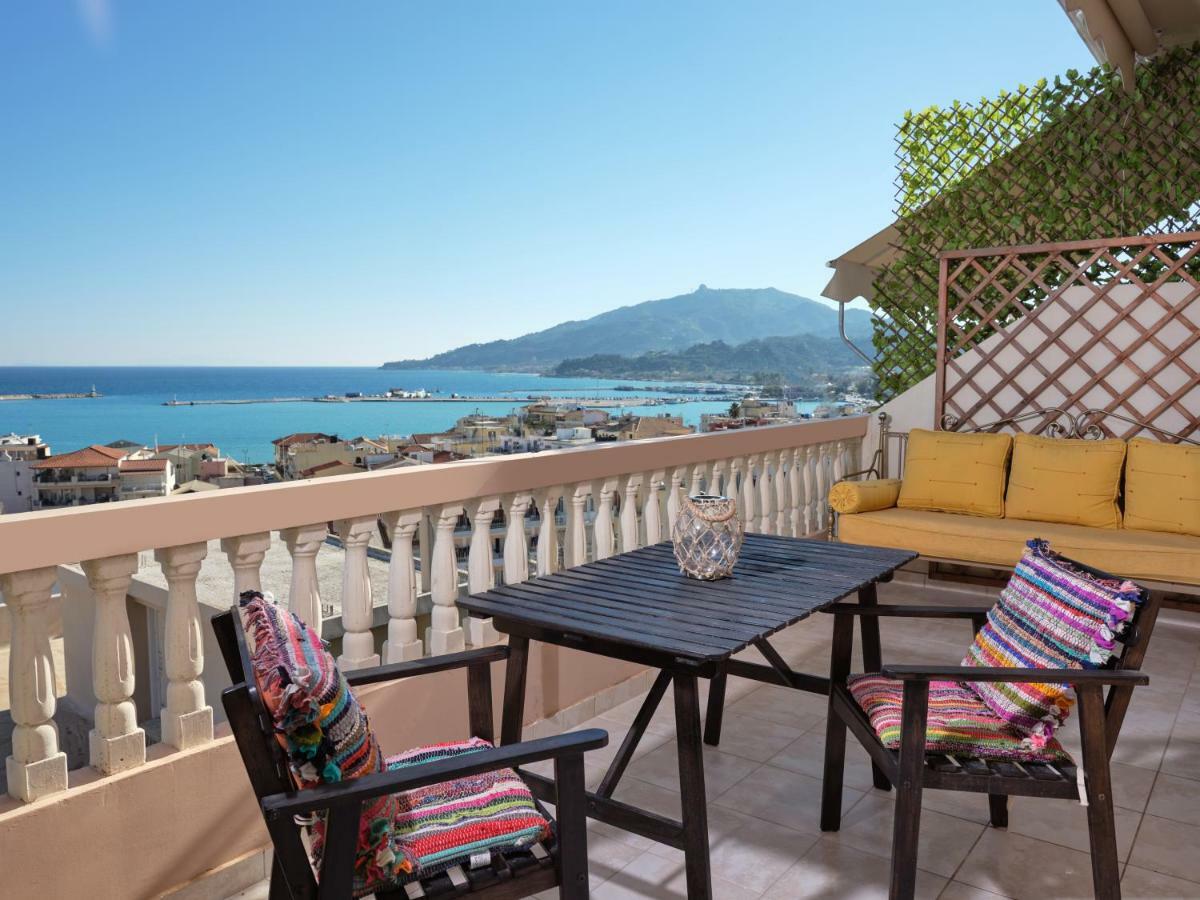Three Graces Zakynthos Town Apartamento Exterior foto
