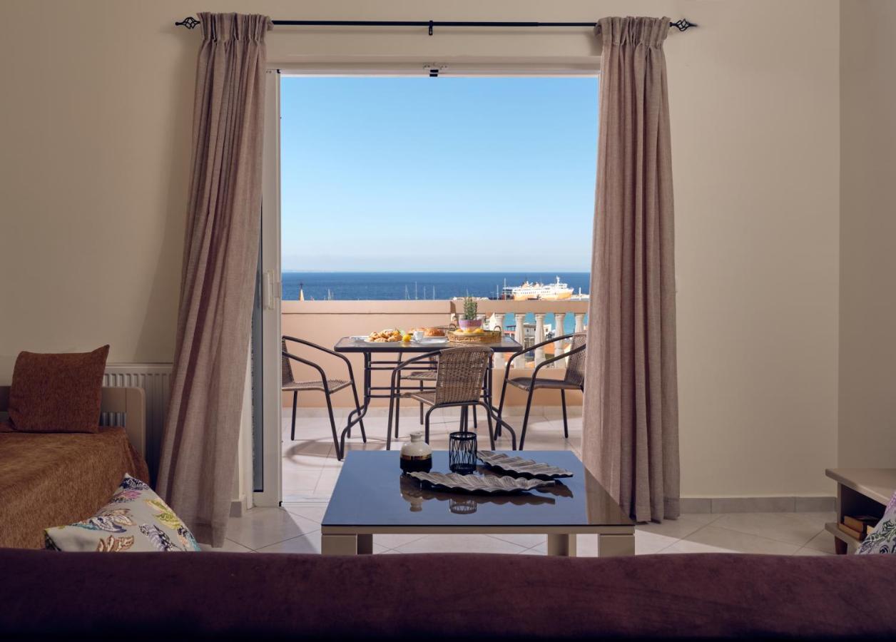 Three Graces Zakynthos Town Apartamento Exterior foto